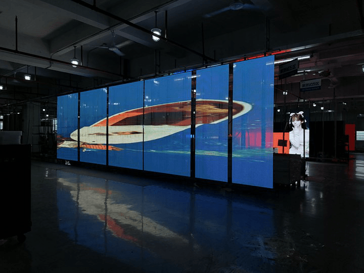 LEDIUM — Affichage LED pour vitrine